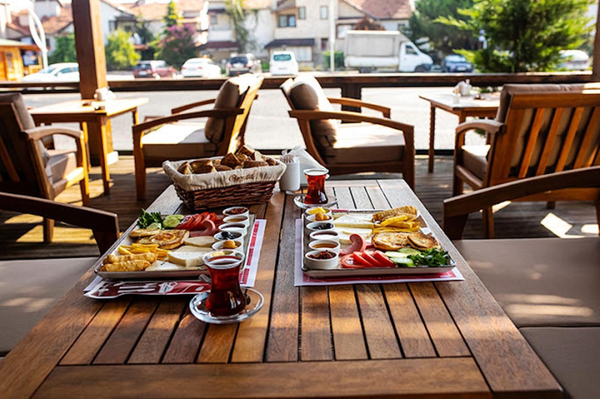 Ceneviz Suit Hotel Akçakoca Buitenkant foto