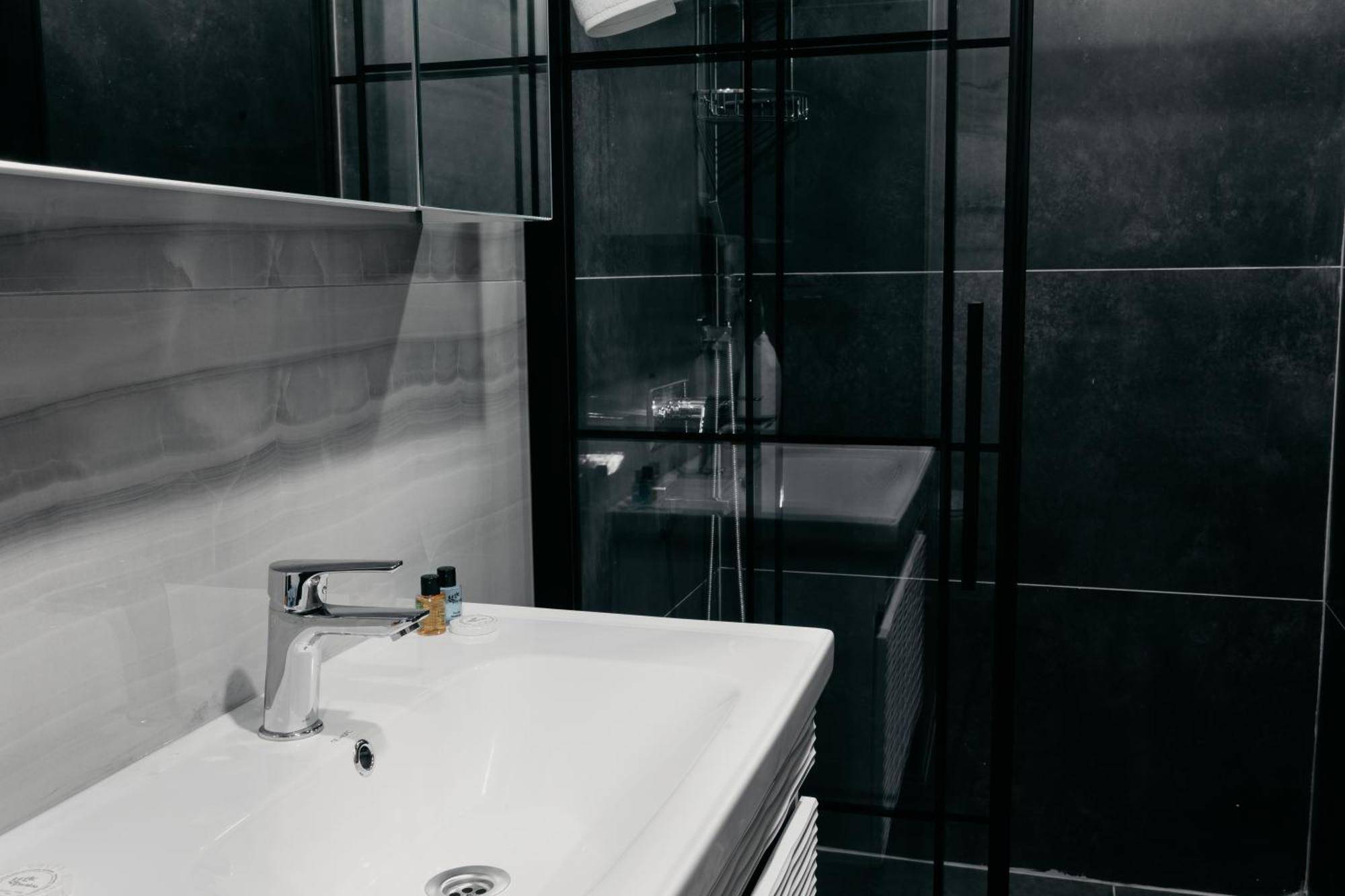 Ceneviz Suit Hotel Akçakoca Buitenkant foto